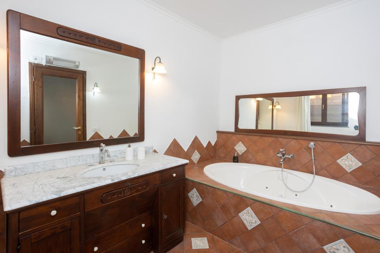 Villa Aurora Pool & Fitness 아나카프리 외부 사진